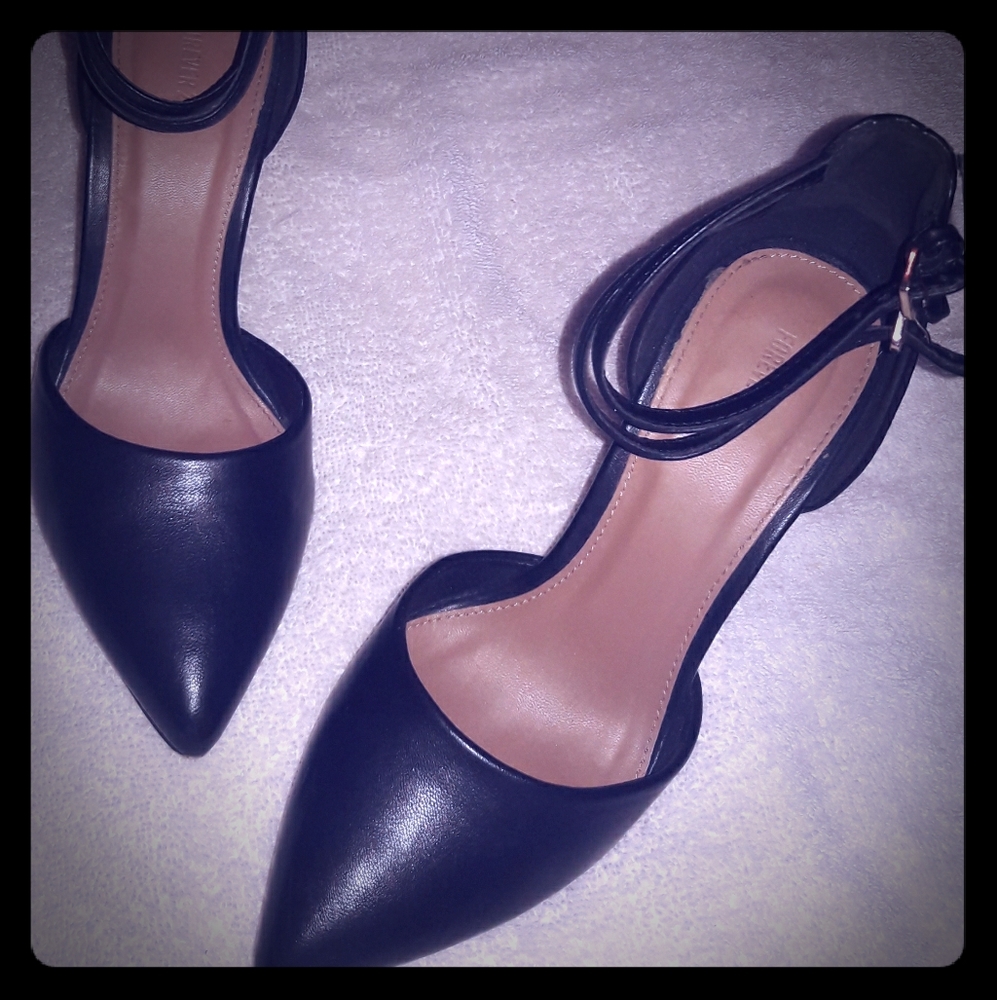 Ankle strap black heels